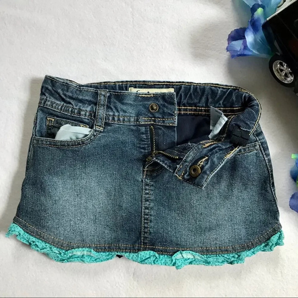 H&M and LEI Assorted Bottoms for Girls 4/5 - Picture 3 of 11